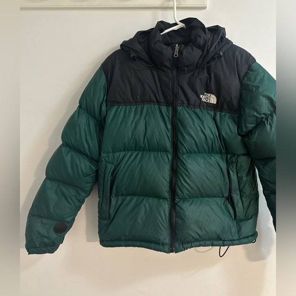North Face Puffer Jacket Green - Picture 2 of 13